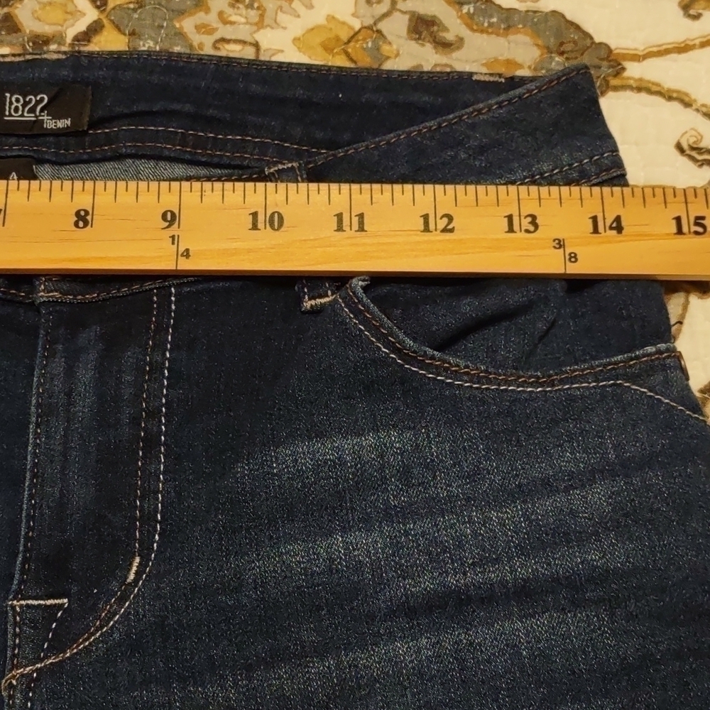 1822 Denim shorts - Picture 7 of 8